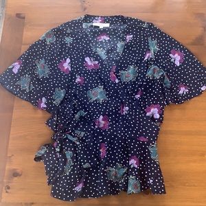 Great condition wrap top